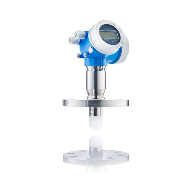E+H instrument promag H 100   pressure  transmitter used as liquid level measurement 
