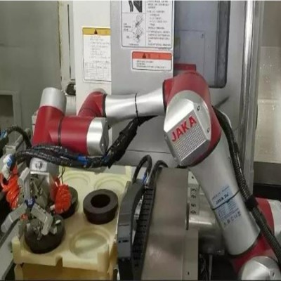Small 6 Axis Robot Arm Of JAKA Zu 3s 626mm Reach 3kg Payload Used For Polishing Robot As Cobot图2