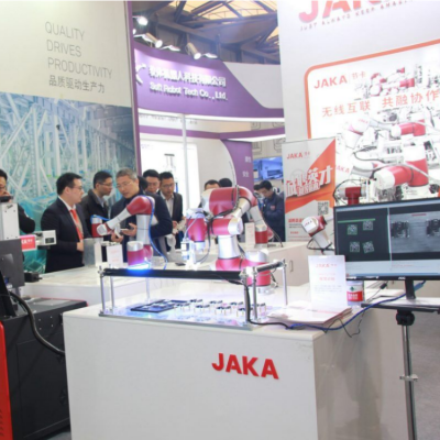 6 Axis Robotic Arm Of JAKA Zu 7s Cobot As Collaborative Universal Robot Used For Locking Screw图4
