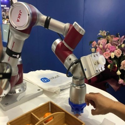 Visual Inspection Robotic Arm 6 Axis Of JAKA Ai 12 Cobot Robot Used For Electrical Product图2