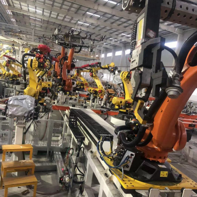 High Accuracy Robot Rails With 2500KG Payload And 3200MM Reach Used With Mig Welding Robot As Guide 图3