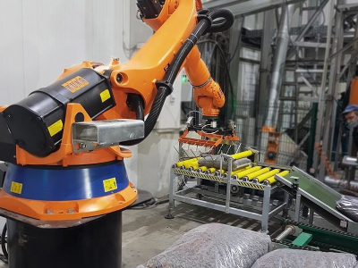 KUKA 210 Industrial Robot Payload 210kg AGILUS R600 Multifunctional Carring Assembly Electronics Des Image 2