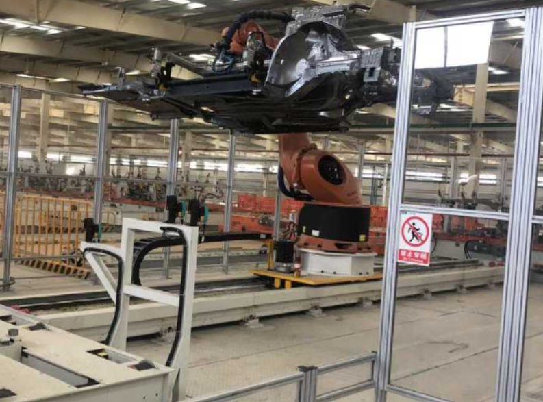 Customizable Industrial Ground Rail