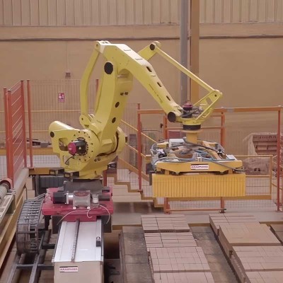 FANUC M-410iB/700 Robots Palletizing and Handling Applications Image 3