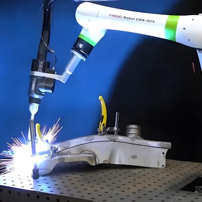 FANUC CRX-10iA/L Cobot Arc Welding Collaborative Robot with Welding Machine and Positioner Image 4