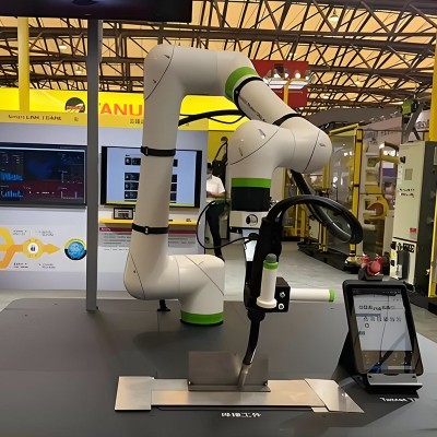FANUC CRX-10iA/L Cobot Arc Welding Collaborative Robot with Welding Machine and Positioner