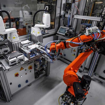 KUKA KR50 R2100 Compact Robot for Grinding & Loading Image 4