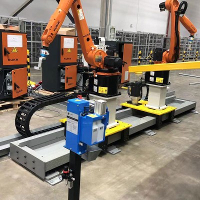 KUKA KR8 R2010-2 for Extended Reach Welding & Handling Image 4