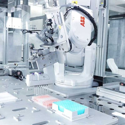 ABB Robot IRB1300-11/0.9 Agile Robot for Laboratory & Cleanroom Automation Image 4