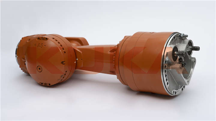 KUKA Robot Spare Part Center Wrist SPP IW 210 Quantec-2 Std -C -K Part No. 334481